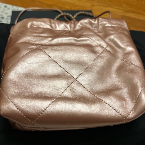 BNIB Sold Out Everywhere Chanel Mini 22 Rose Gold!!! Must have bag!! - Picture 8 of 8